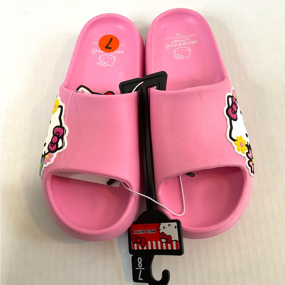SIZE 7 Hello Kitty Women’s Pink Sandals with Cartoon Accents SIZE 7